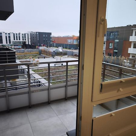 Kameralny Nowy Apartament W Centrum Miasta, Duzy Parking, Fv, Luksusowo Wyposazony, Ps5, Balkon, Klimatyzacja, Taras, Winda, Wyposazona Kuchnia Старогард-Гданьский Экстерьер фото